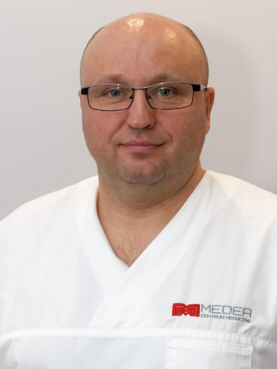neurochirurg Grzegorz Pruś